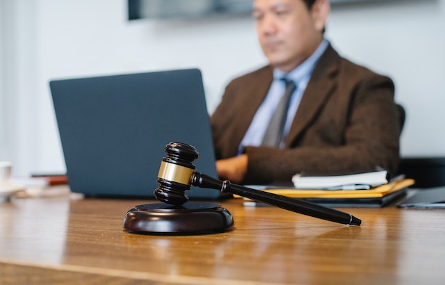 translator for Legal Contract Translation