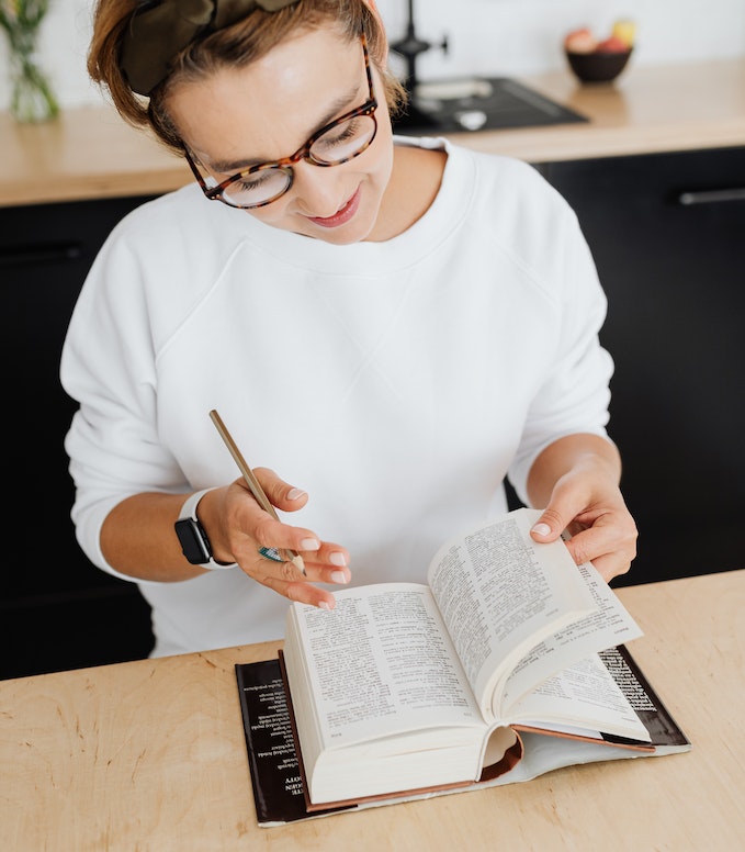 How to Strike a Balance Between Price and Quality When Requesting a Translation Company Interpreting Quotatio